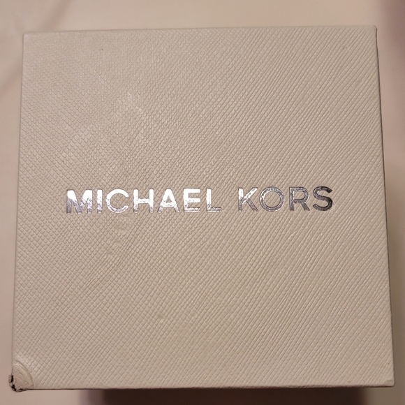 Women's MK watch - Picture 9 of 12